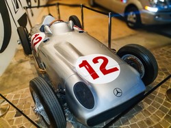 Rekordowa cena za Mercedesa z 1955 roku. Na świecie są tylko cztery takie auta