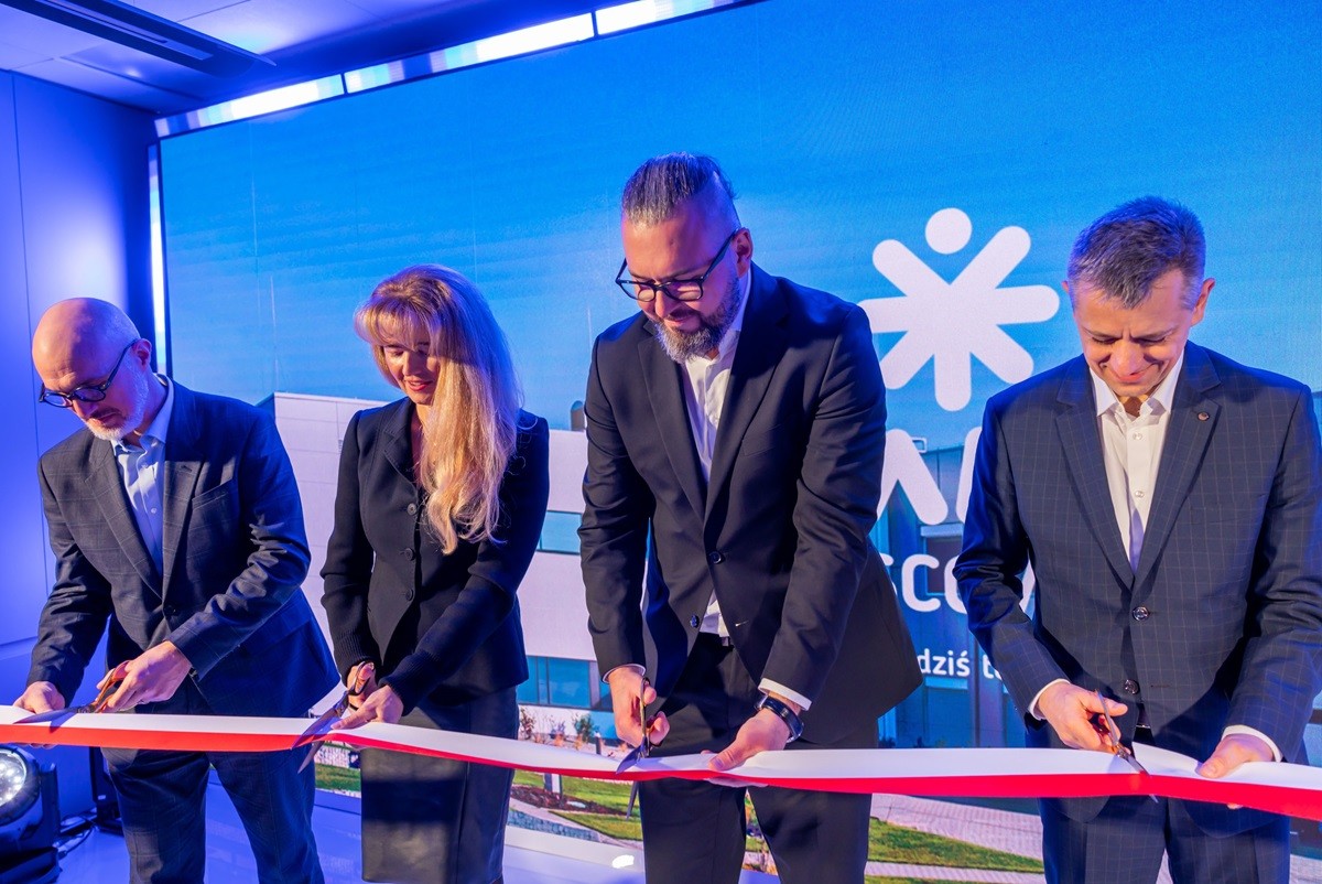 Adamed Pharma otworzył nowe Centrum Badawczo-Rozwojowe, by w oparciu o najnowocześniejsze technologie przyspieszyć swoje prace nad przełomowymi terapiami