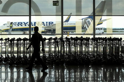 Ryanair może mieć kolejne kłopoty. Irlandzkiego przewoźnika czekają turbulencje
