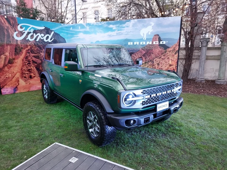 Ford Bronco