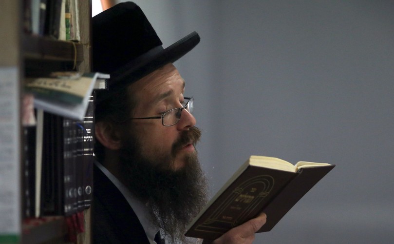 Modlący się chasyd