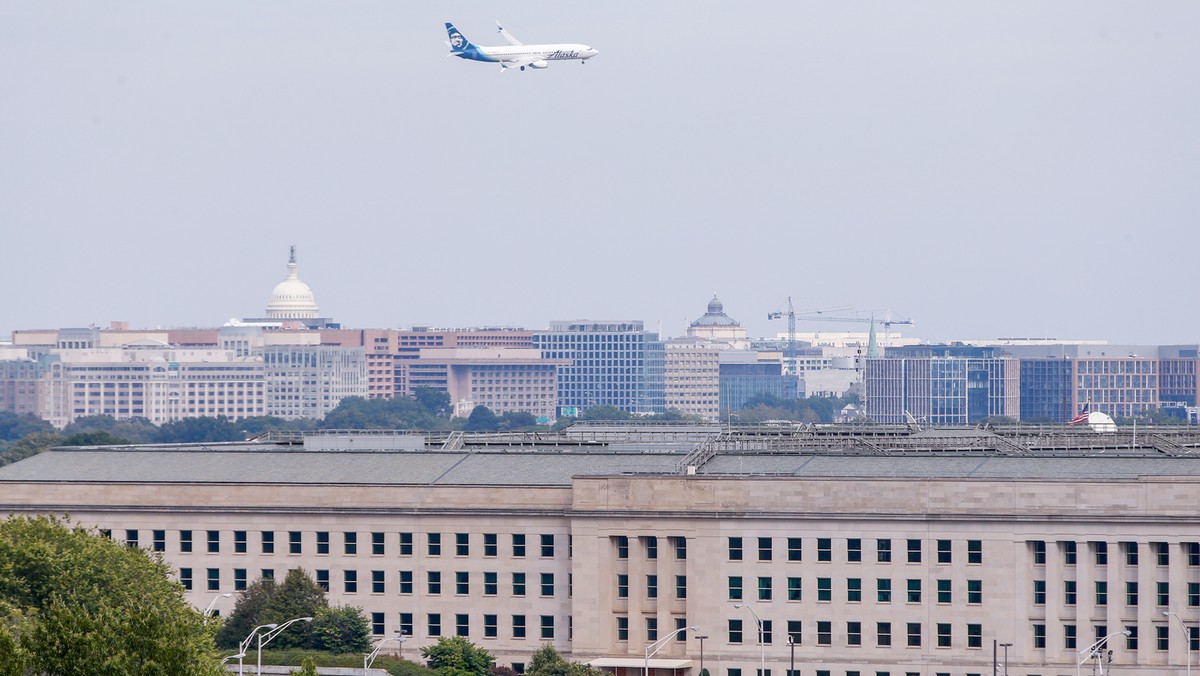 Chiński balon szpiegowski nad USA. Pentagon rozważał zestrzelenie