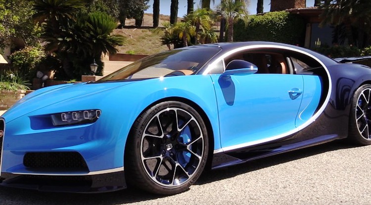 Bugatti Chiron 2017