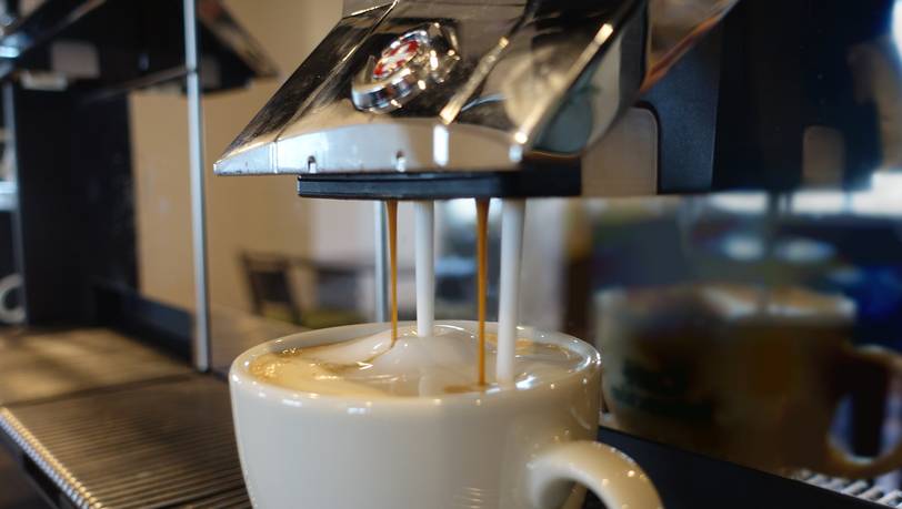Beliebte Kaffeevollautomaten ab 250 Euro im Vergleich