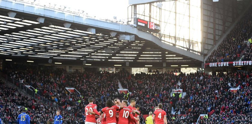 Seksafera w Manchesterze! Nagrali seks piłkarza w toalecie!