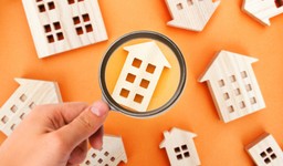 Milion Polaków mieszka  na nieuregulowanych gruntach. Największy problem jest w Warszawie