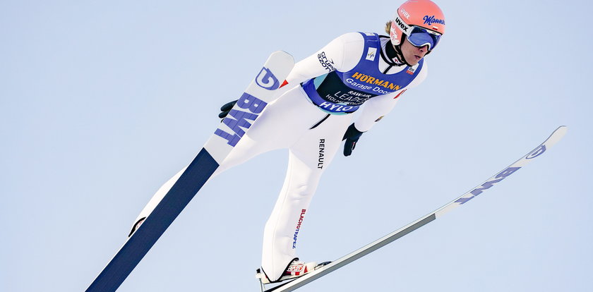 Dawid Kubacki sprawił sobie prezent na urodziny! Polak na podium w Oslo