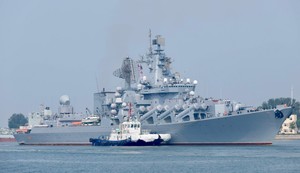 Kina, ruski ratni brod