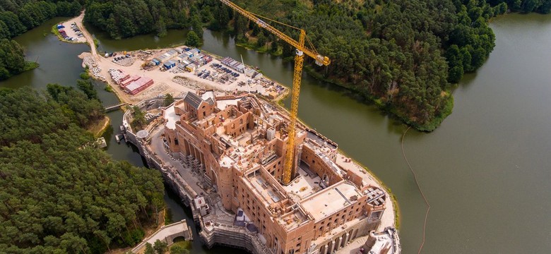 Co dalej z zamkiem w Stobnicy? Na jaw wychodzą nowe fakty