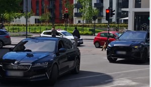 Privođenje Veselina Milića u Palatu pravde