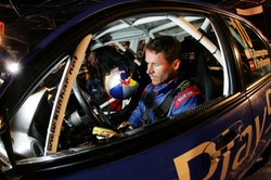 Baumgartner zagra z WOŚP. Wygraj przejazd z "człowiekiem, który spadł z kosmosu"