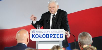 Kaczyński powtórzył te dwa straszne słowa o sobie, a potem prychnął śmiechem