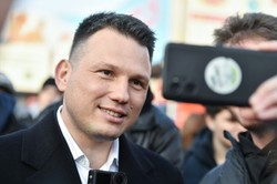 Konfederacja triumfuje w nowym sondażu. "Powiększa swoją reprezentację niemal trzykrotnie"