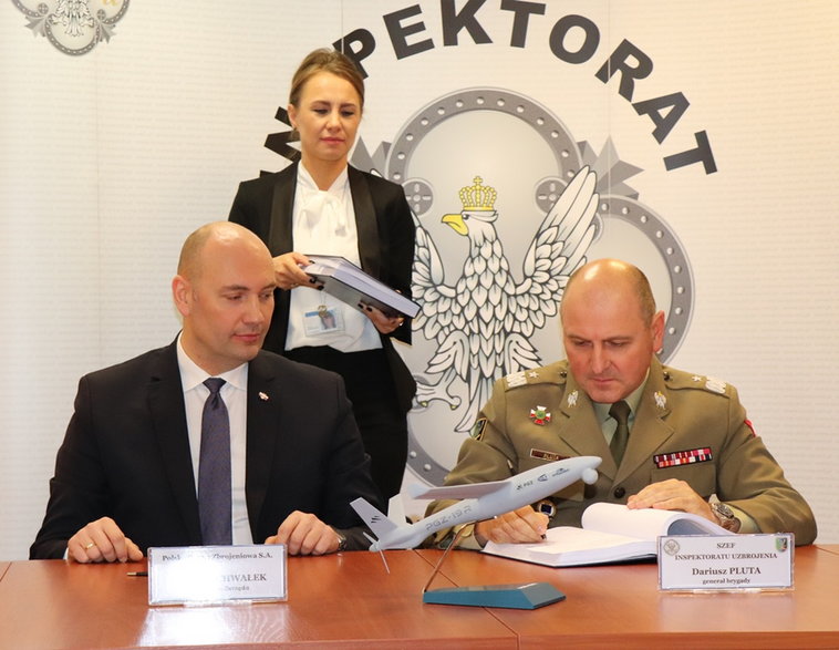 Podpisanie umowy na dostarczenie dronów Orlik. Rok 2018