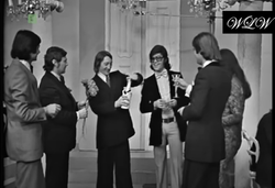 Ta piosenka jest hitem na Dzień Kobiet. Nie uwierzycie jak powstała [WIDEO]