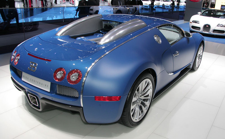 Genewa 2009: Bugatti Veyron Bleu Centenaire – stulecie w niebieskim