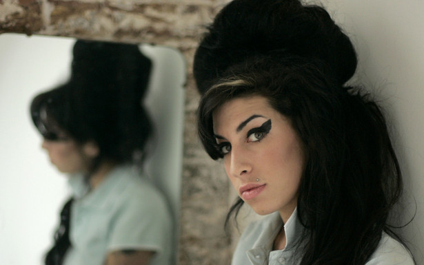 Amy Winehouse nie będzie Tupakiem