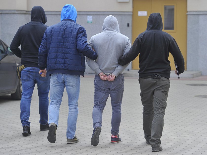 Były policjant założył gang i zrobił skok na kantor