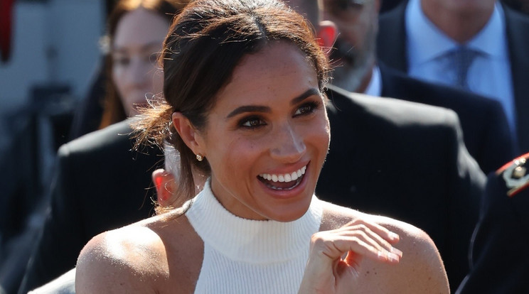 Diana ékszereit viselve kapták lencsevégre Meghan Markle-t /Fotó: Northfoto