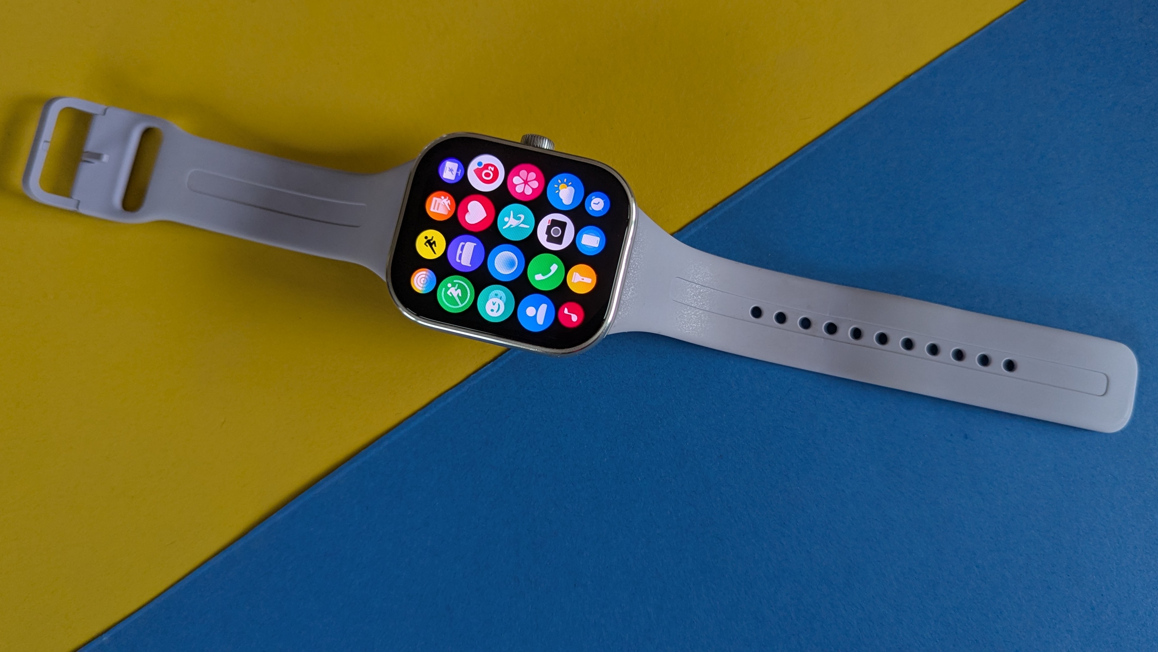Test: Fitness-Tracker Redmi Watch 5 mit GPS, Freisprechfunktion &  Musikspeicher | heise online bestenlisten