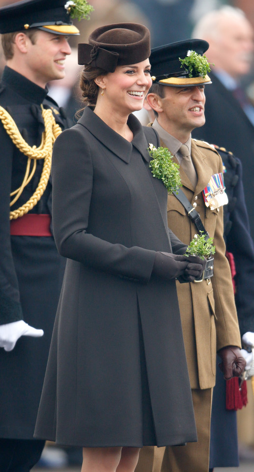 Kate Middleton i jej ciążowe stroje