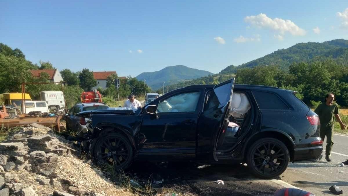 Nesreća na putu Kuršumlija - Merdare