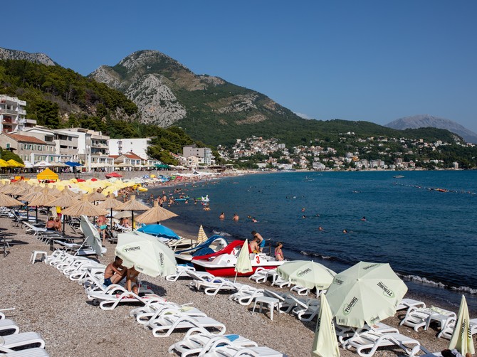 Sutomore