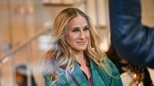 Micsoda duó: Sarah Jessica Parker 20 éves fia pont úgy néz ki, mint édesanyja