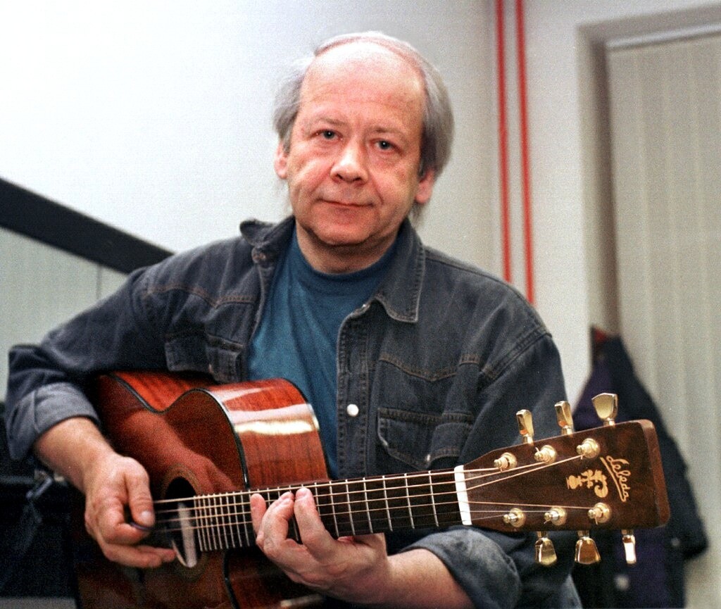 Český rockový gitarista Radim Hladík.