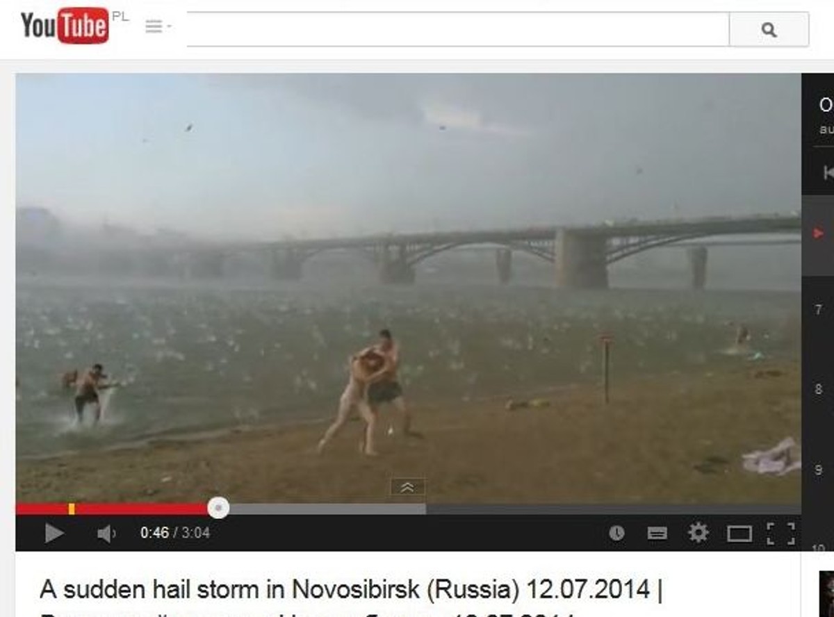 Słońce, upał, plaża i ... grad. Takie rzeczy tylko w Rosji [WIDEO]