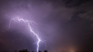 Nocne nawałnice przechodzą przez Polskę. Jak wygląda burzowa sytuacja w kraju?