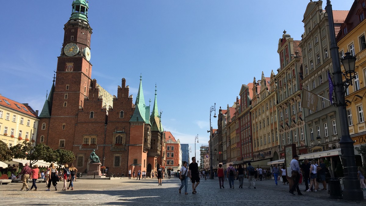 Pierwsza debata kandydatów na prezydenta Wrocławia. Sutryk i Stachowiak-Różecka odmówili udziału