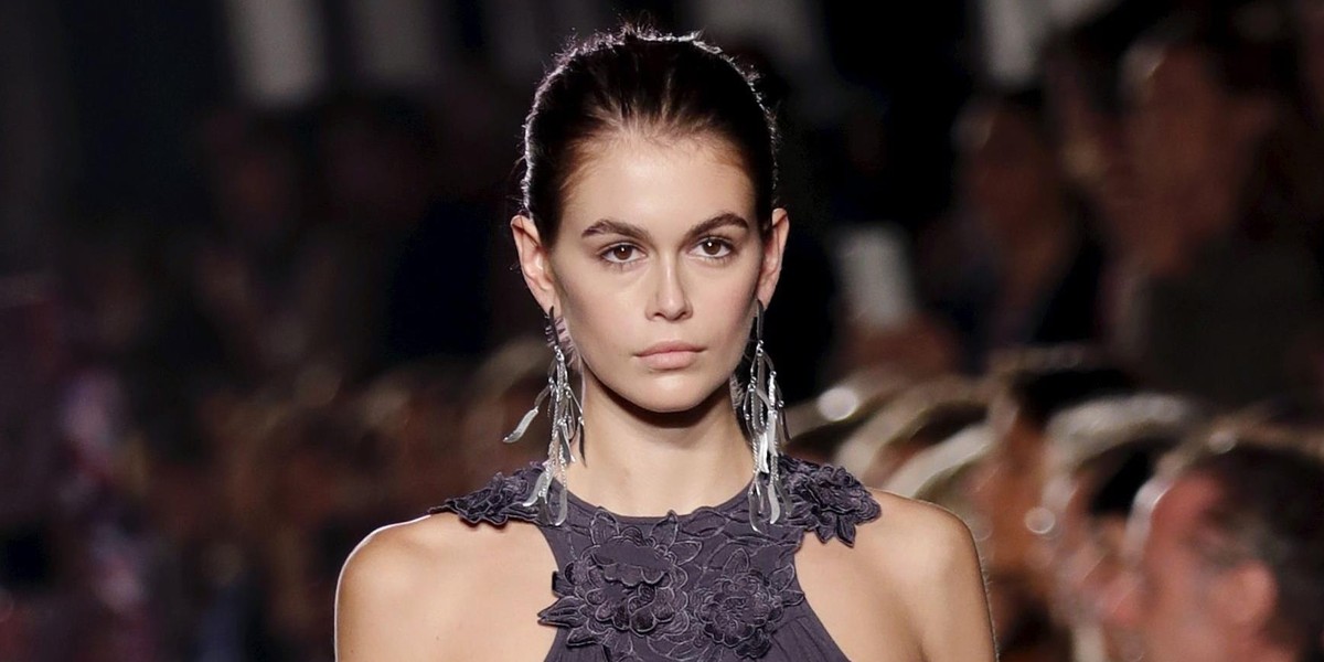 Kaia Gerber na Paris Fashion Week