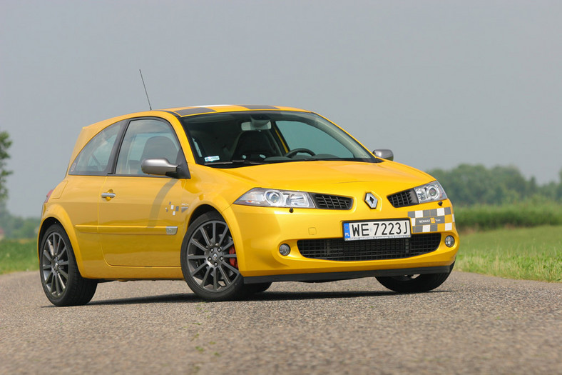 Honda Civic Type-R kontra Seat Leon Cupra, Renault Megane RS: porównanie sportowych kompaktów