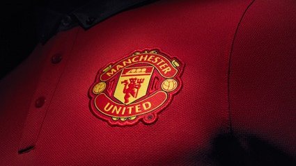 Herb Manchesteru United na koszulce