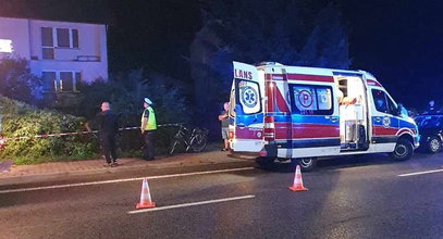 Potworny wypadek pod Kielcami. 19-latek wjechał w ludzi na chodniku. Nie żyją trzy osoby