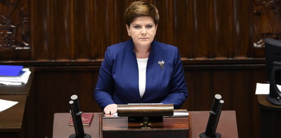 Napisali piosenkę dla Szydło. Hit czy kit?