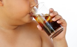 Będzie podatek od cukru? Spożycie bliskie historycznych rekordów. Resort finansów: Przyglądamy się