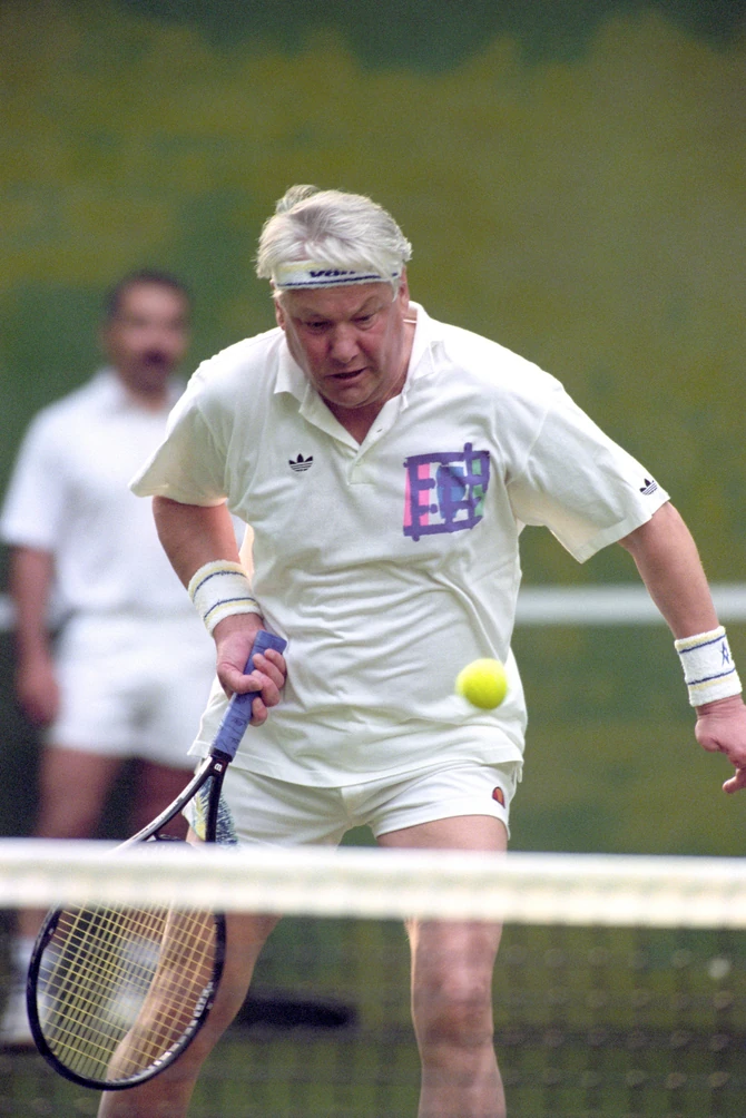 Po silasku sa političke scene voleo je da igra tenis