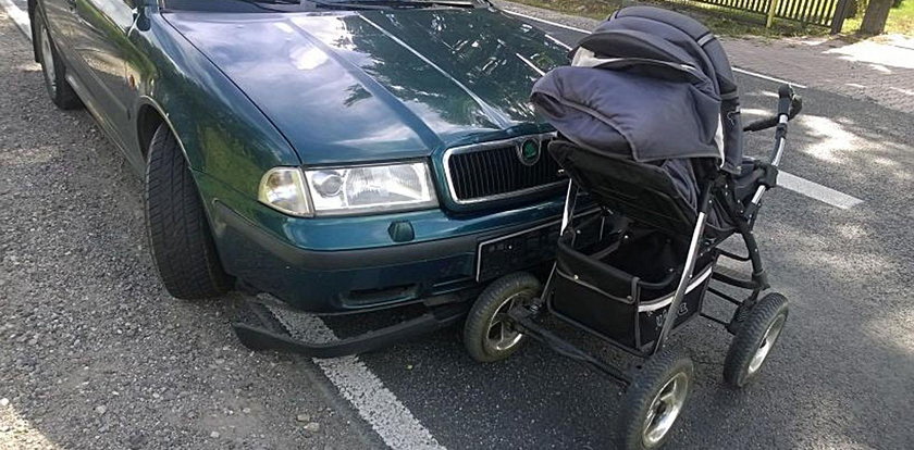 Groźny wypadek na Kaszubach. 28-latka potrąciła wózek z dzieckiem