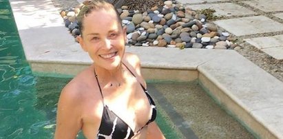 Ma 58 lat i takie ciało! Zdjęcia w bikini