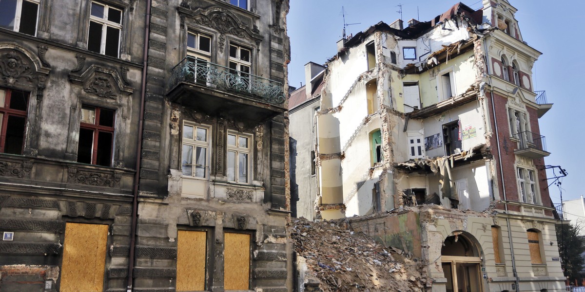 Katowice. Zawaliła się kamienica u zbiegu ulicy Sokolskiej i Chopina 