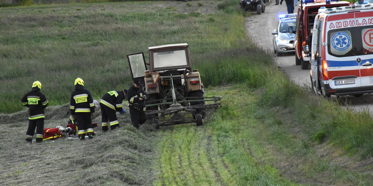 2-latek wypadł z ciągnika wprost pod koła. Przekazano tragiczne wieści