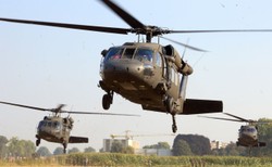 Poseł PiS i śmigłowiec Black Hawk w spocie wyborczym. Ostra reakcja partii