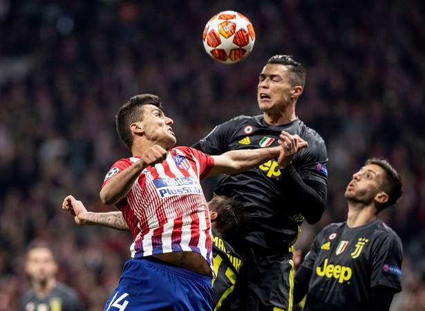 Liga Mistrzów: Nieudany powrót Ronaldo do Madrytu. Manchester City w "10" odwrócił losy meczu