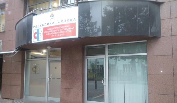 fond za profesionalnu rehabilitaciju i zaposljavanje invalida rs