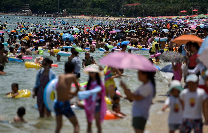 Przeludnione chińskie plaże