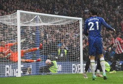 Zespół Bednarka bez szans w starciu z Chelsea. Southampton nadal bez wygranej