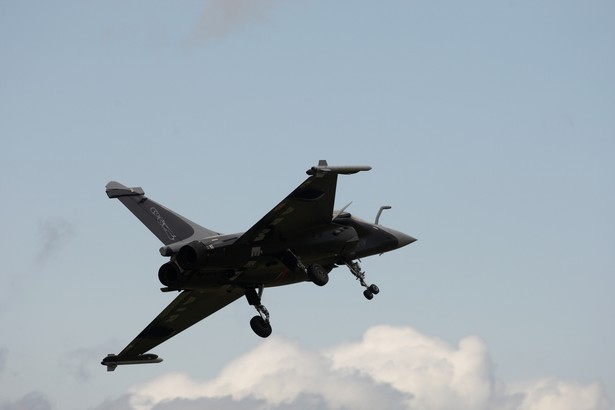 Wojskowy odrzutowiec Rafale produkowany przez Dassault Aviation SA, Paris Air Show, Francja, 22 czerwca, 2011