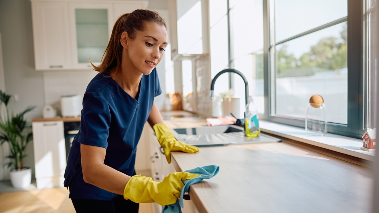 Okrem čistých okien získate aj nižšiu hladinu stresu a nečakaný príval novej energie. 